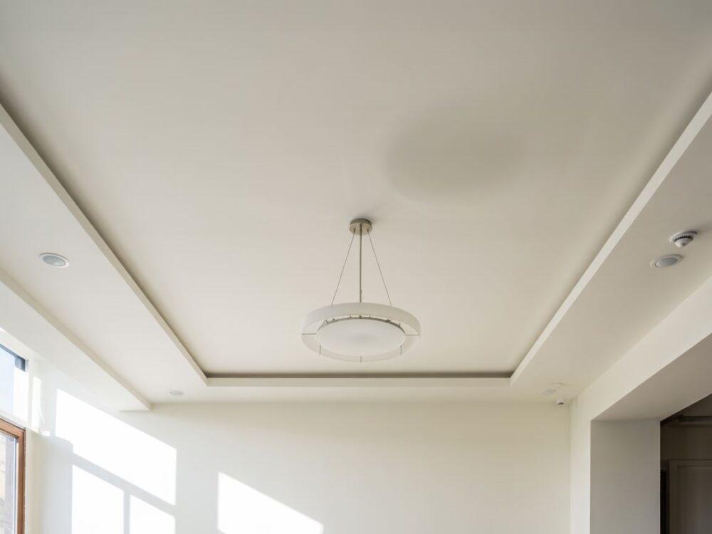 bezsmugowa farba sufit