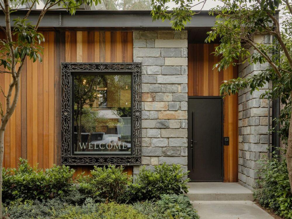 metalowe elementy dekoracyjne