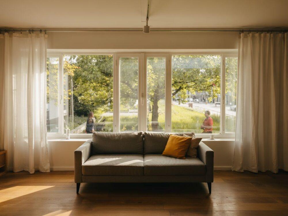 przykład montażu karnisza