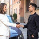 Finalizacja sprzedaży samochodu do skupu aut w Bydgoszczy – porównanie z komisami